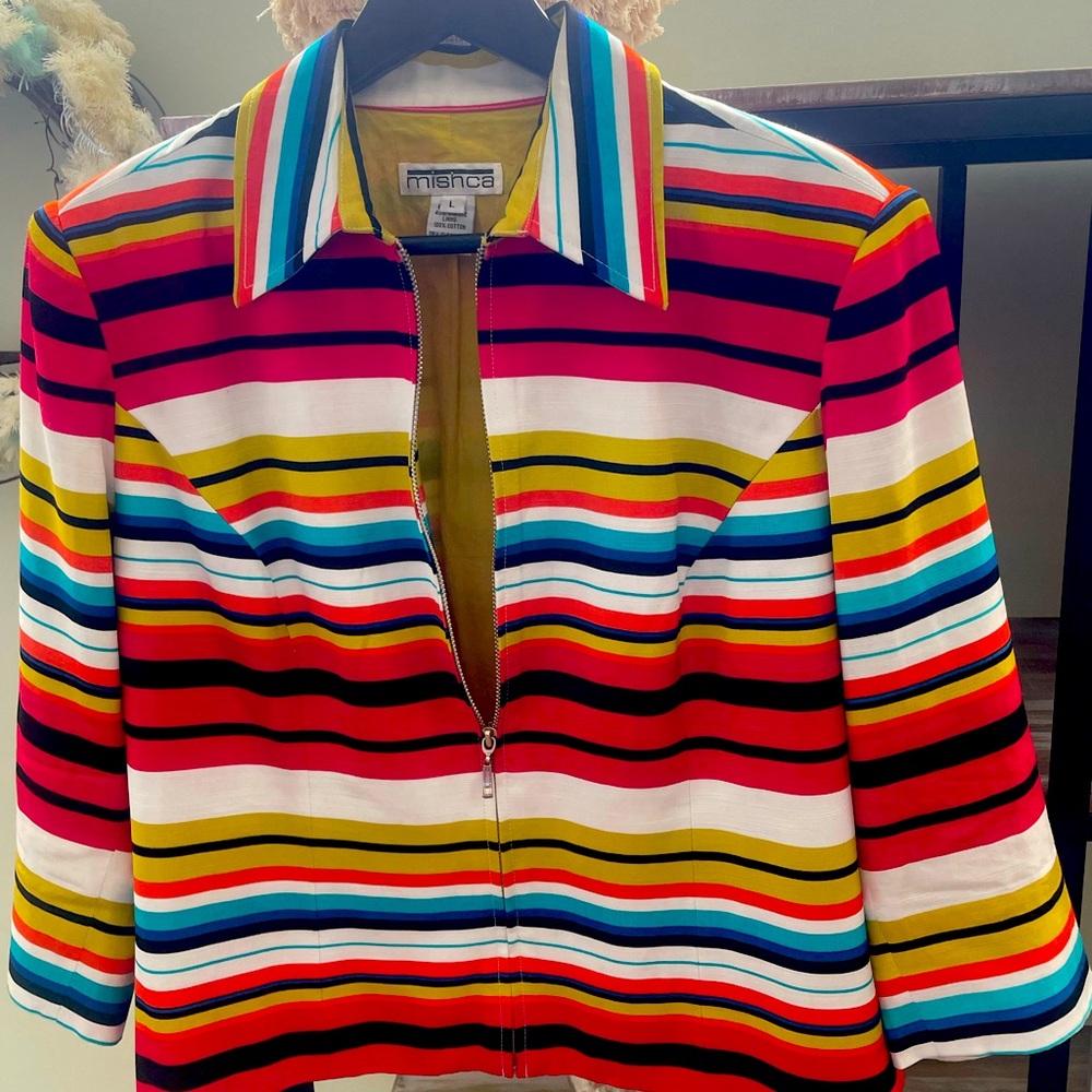 Classic shape zipped blazer - excellent condition